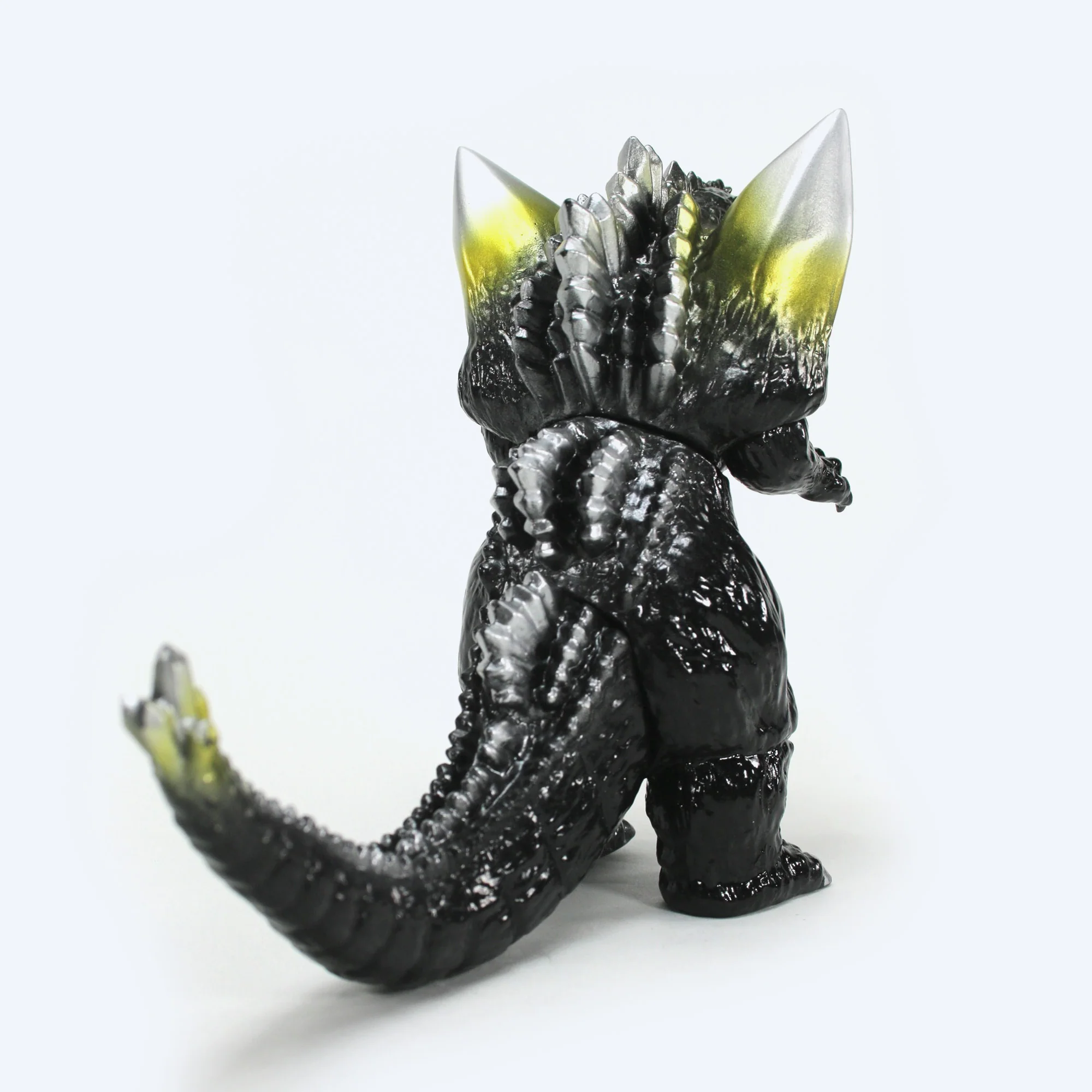 CCP Mid-Size Series Godzilla EX [Second Release] Space Godzilla Black Standard Ver. Figure - Image 3