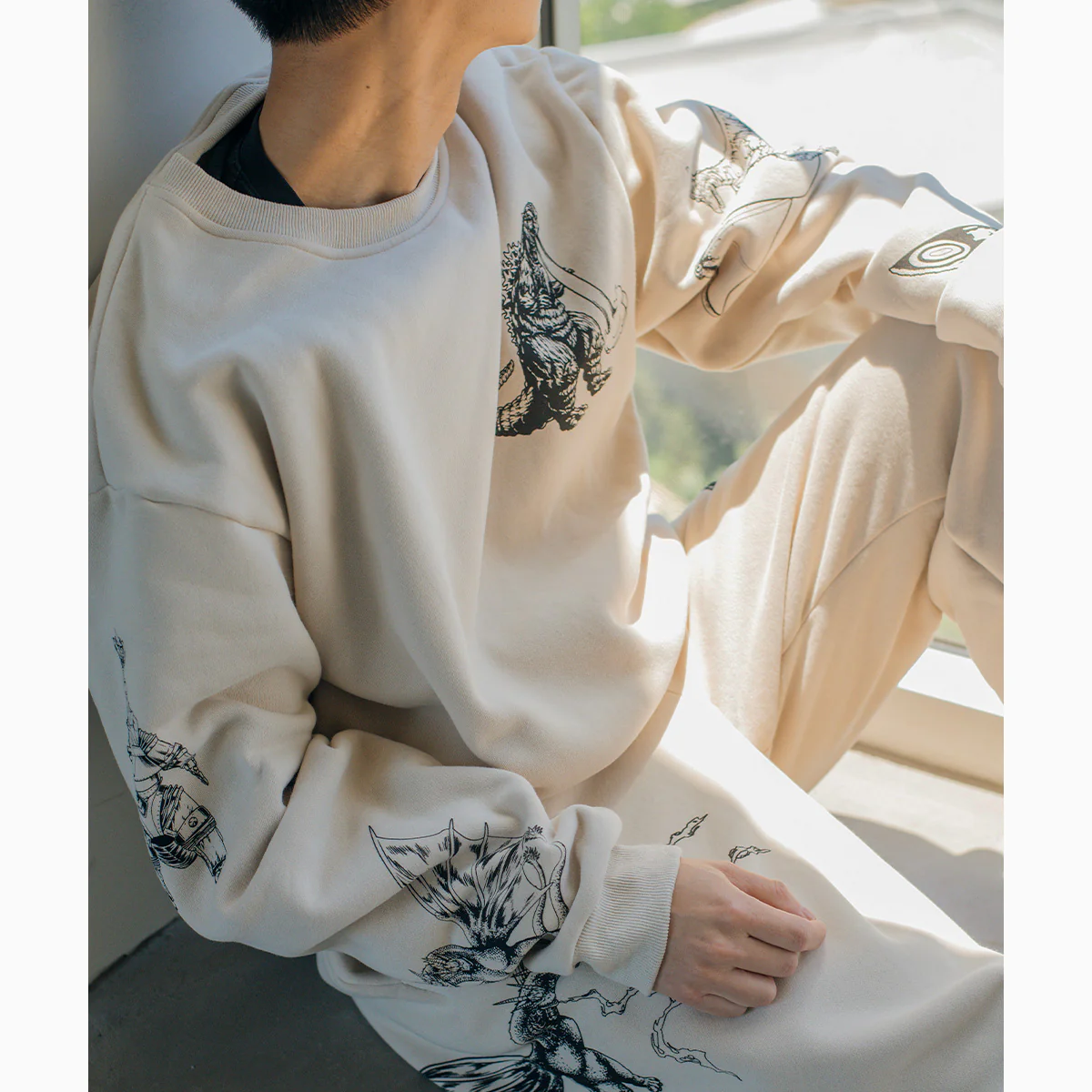 Godzilla Kaiju Print Sweatshirt - Cream - Image 4