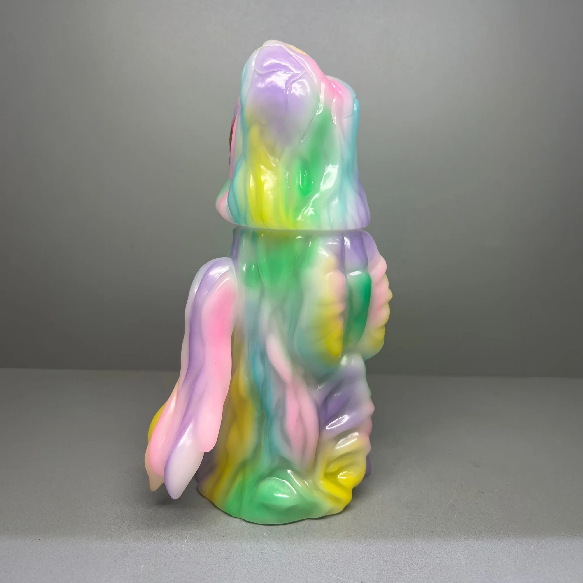 Soft Vinylife Hedorah Candy Case Cotton Candy Variant - Image 4