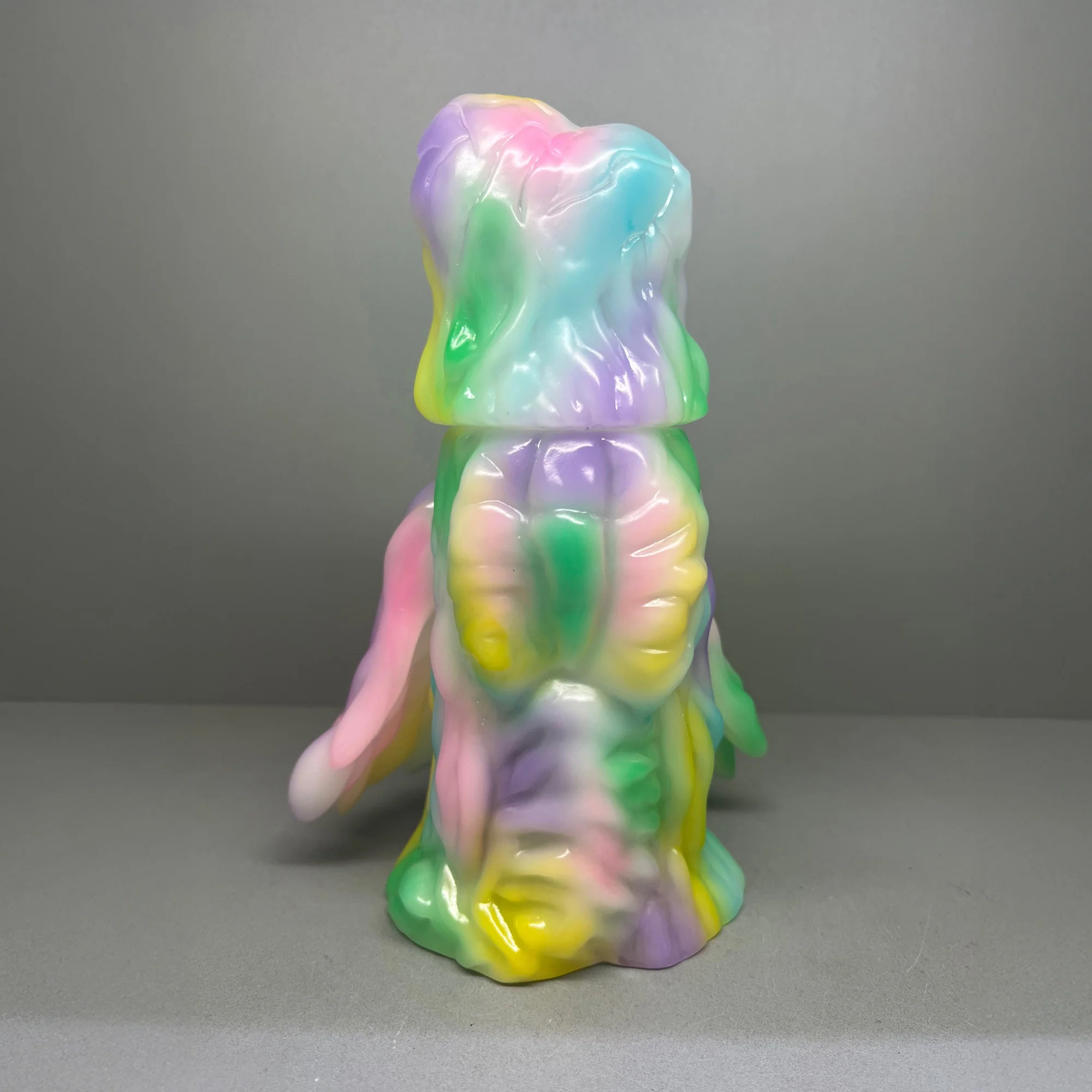 Soft Vinylife Hedorah Candy Case Cotton Candy Variant - Image 5